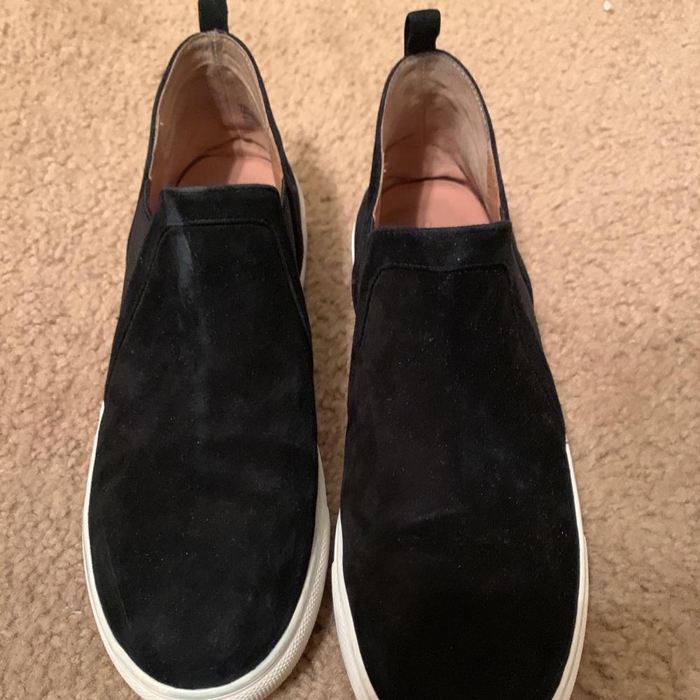 caslon black slip on shoe
